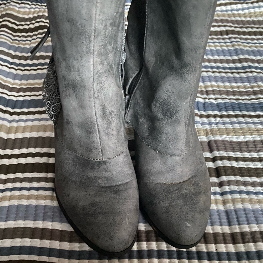 These are grey floral booties